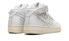 AIR FORCE 1 MID WMNS"CUT OUT STARS" DV3451 100