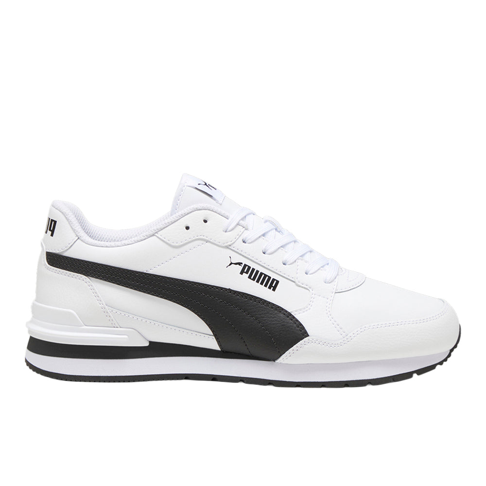 ST Runner v4 Leather Lace Up Sneakers