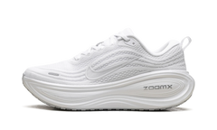 Vomero Plus WMNS"Triple White" HV8154 102