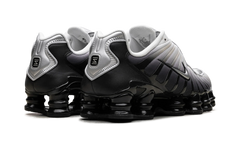 Shox TL WMNS"Off Noir" IB7705 001