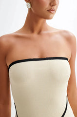 Oriane – Strapless knit dress with bow detail